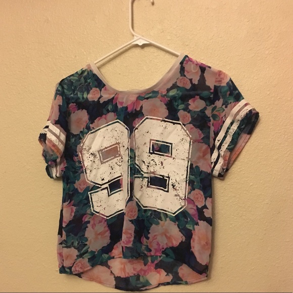 Flowery 99 Top - Picture 1 of 1